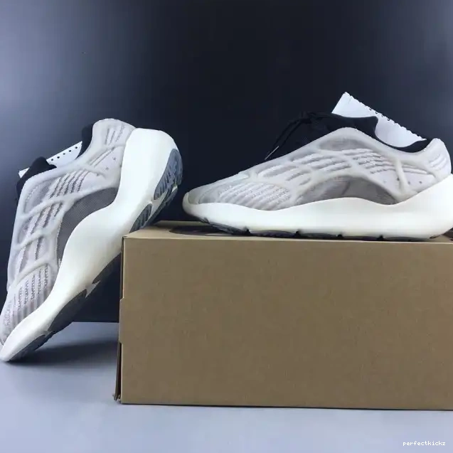 Ash White Yeezy Adidas 700 EF9897 Boost V3 0628